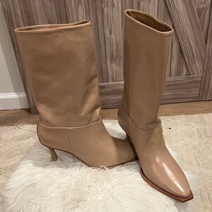 Elegant Beige Heeled Boots